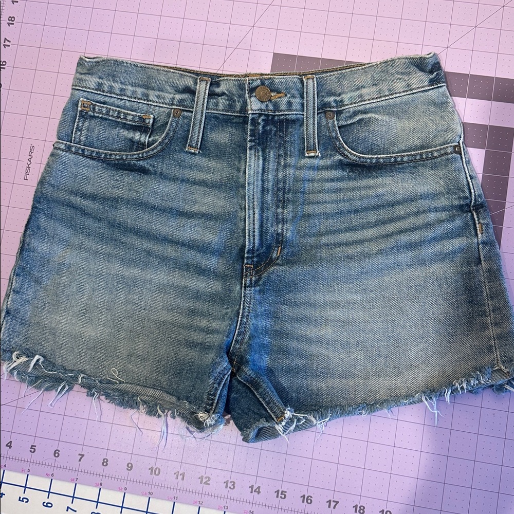 Madewell "The Perfect Jean Short"